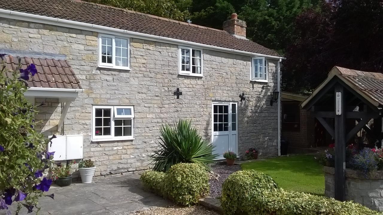 Sleepy Hollow Cottages Somerton  Eksteriør billede